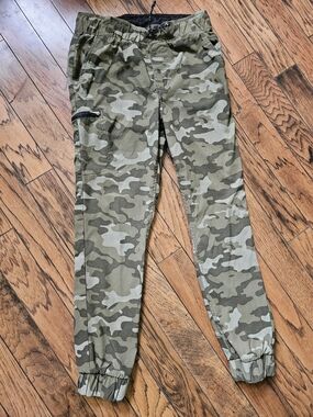 Weatherproof Kids Camo Joggers in Olive Green